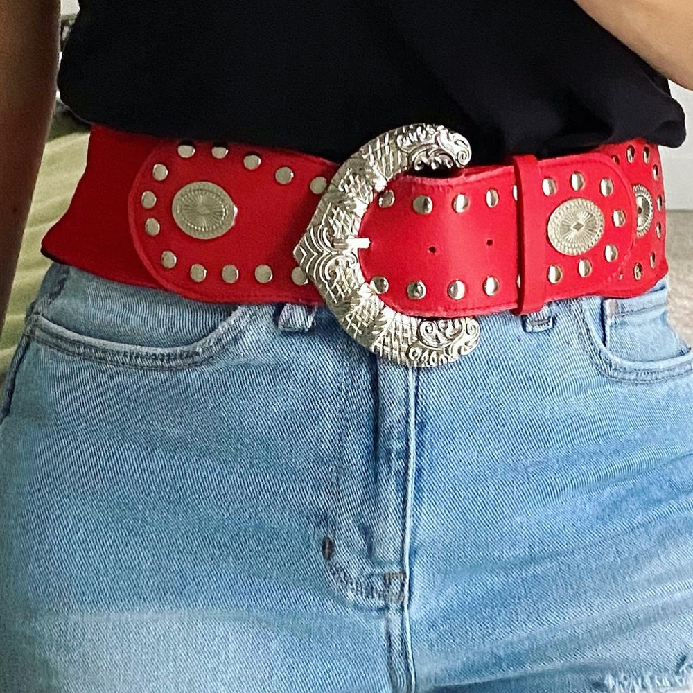 VTG red studded wide statement belt